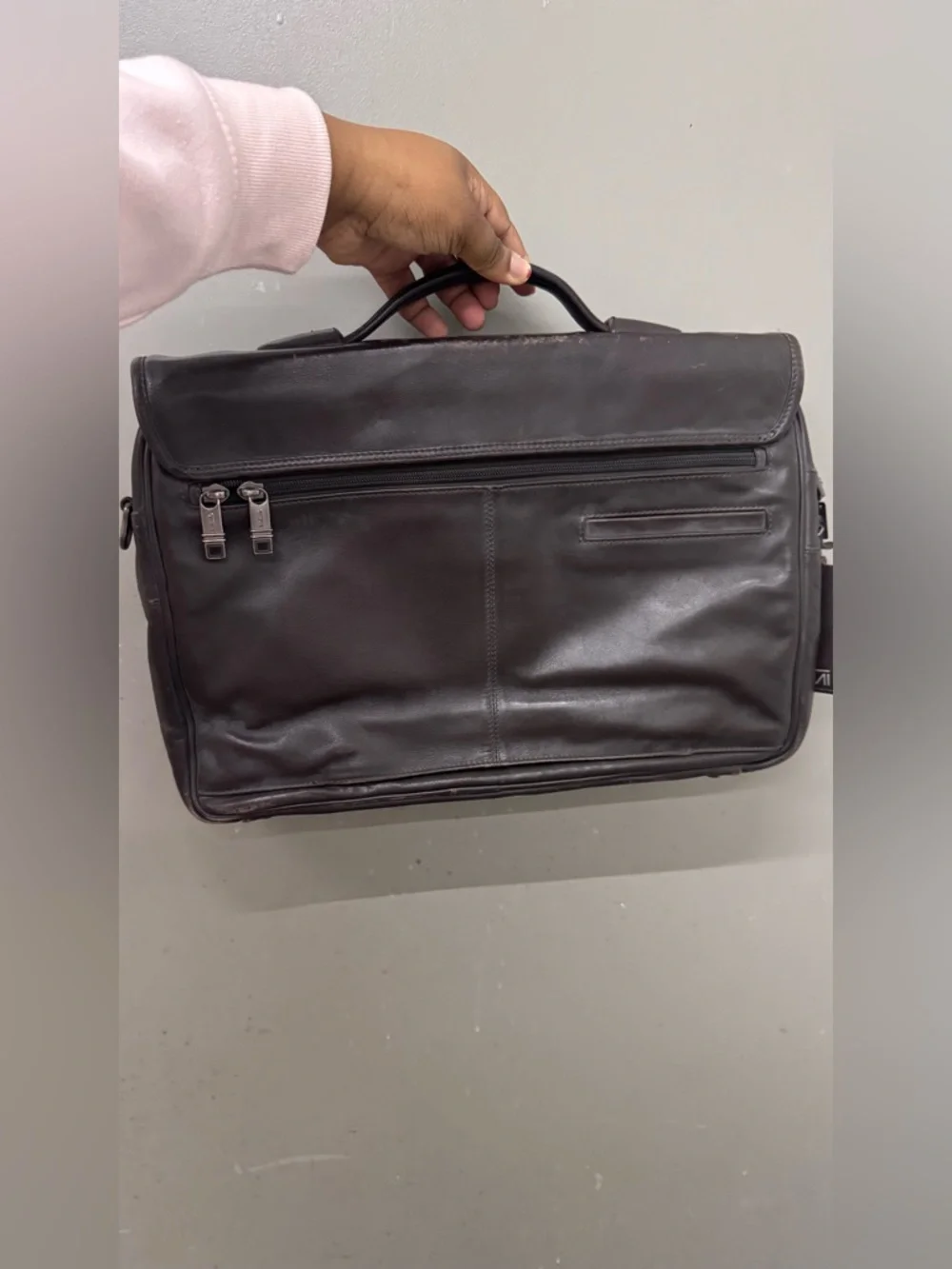 Tumi Alpha Slim Flap Brown Leather Briefcase Messenger Bag Professional Men